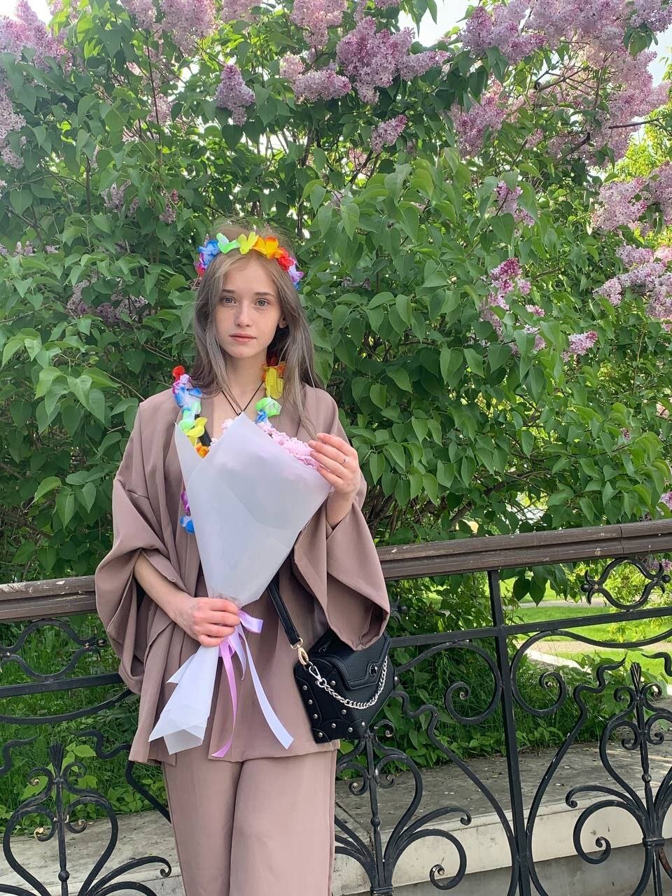 Laughter and Fun with EdlinHargus: A Photo Gallery