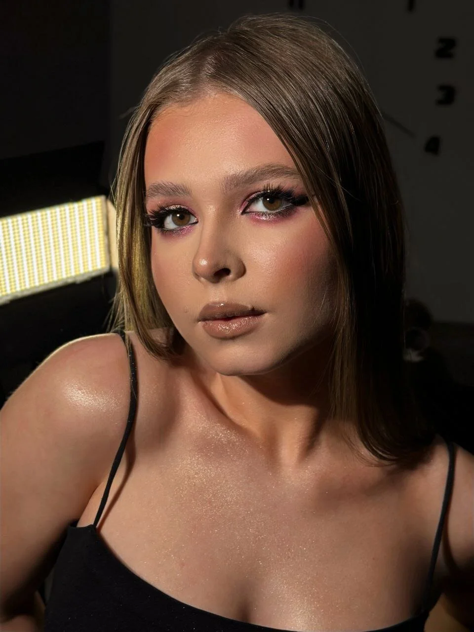 Shining a Light on BelleDream: The Streamer Who's Captivating Hearts